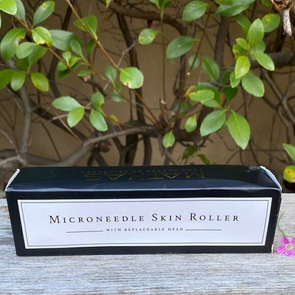 NIB New MATKAS Microneedle Skin Derma Roller for Face, Hair, Scalp or Beard - Picture 1 of 6